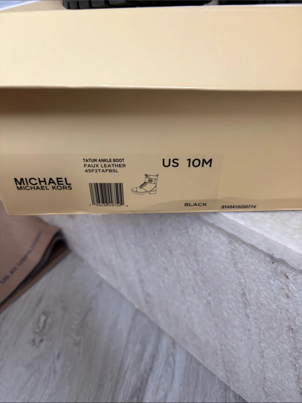 Michael Kors Tatum Ankle boots new in box size 10
